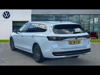 Used Volkswagen Passat 2024 for sale - 74417037: Photo