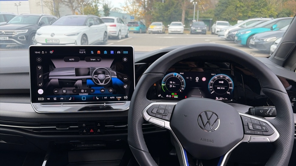 Used Volkswagen Golf 2025 for sale - 76804031: Photo 12