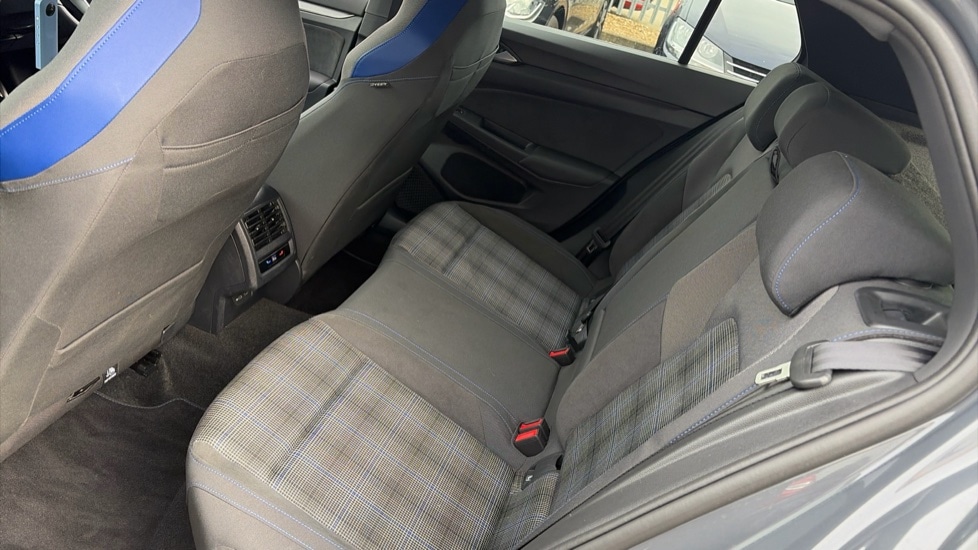Used Volkswagen Golf 2025 for sale - 76804031: Photo 15