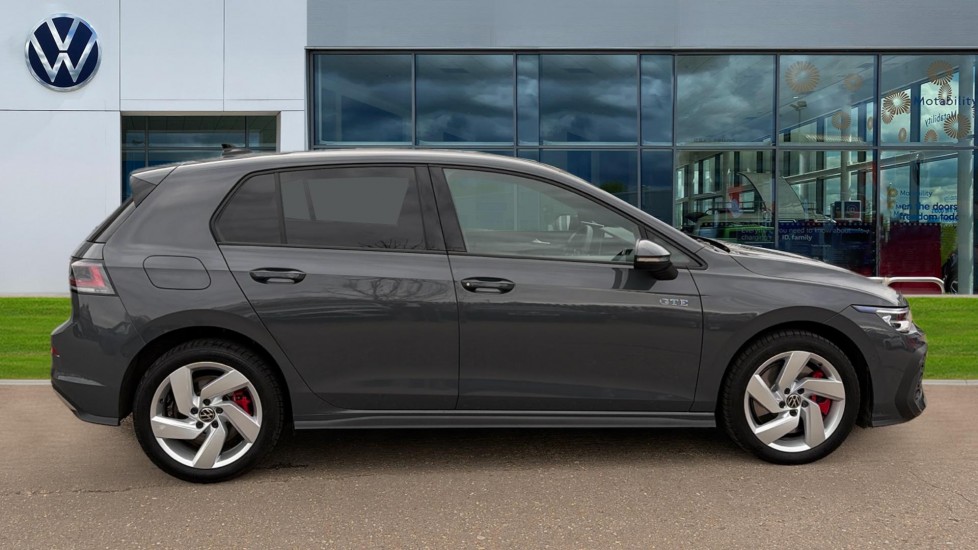 Used Volkswagen Golf 2025 for sale - 76804031: Photo 4