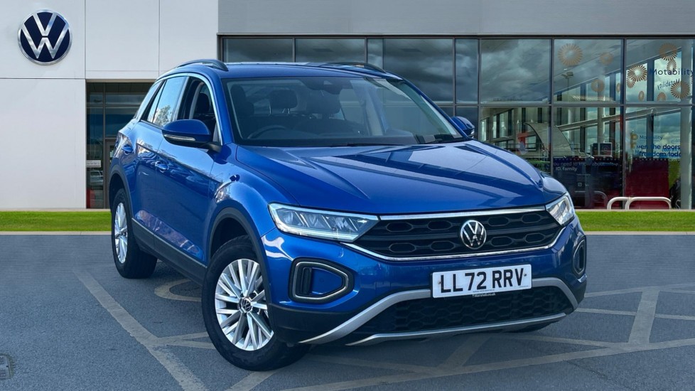 Used Volkswagen T-Roc 2022 for sale - 76615317: Photo 1