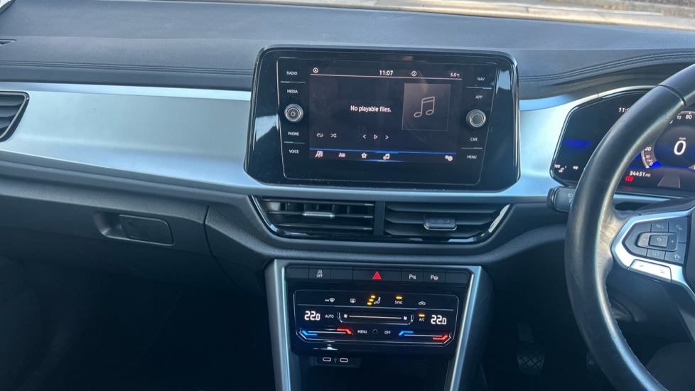 Used Volkswagen T-Roc 2022 for sale - 76615317: Photo 13