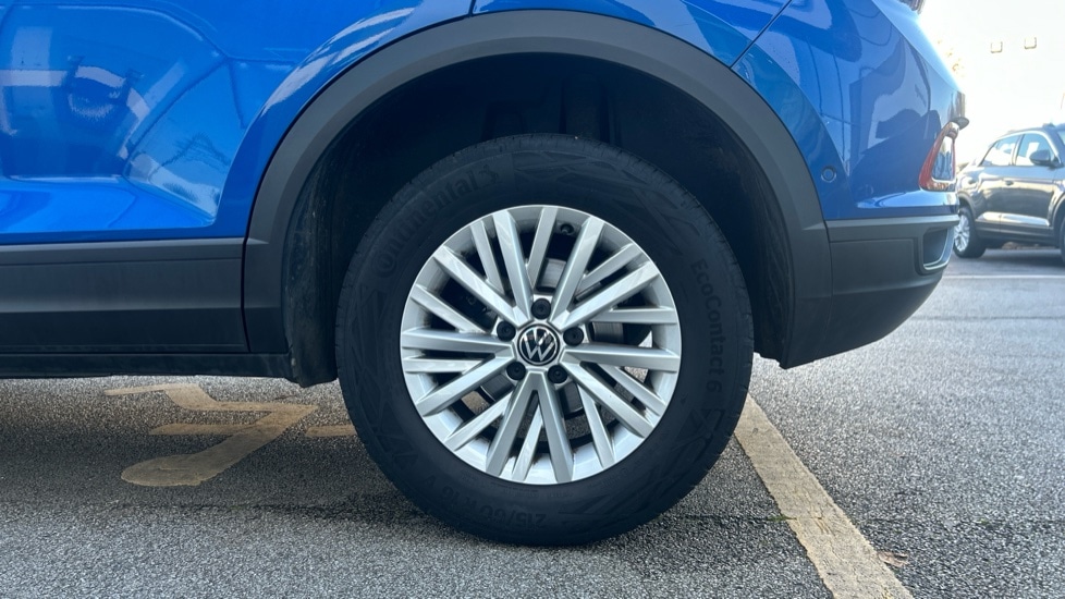 Used Volkswagen T-Roc 2022 for sale - 76615317: Photo 19