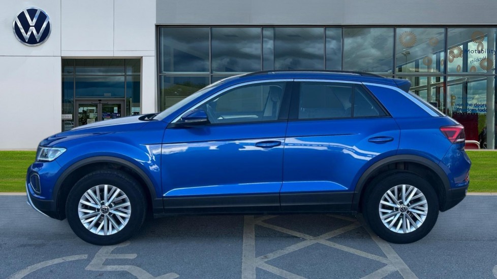 Used Volkswagen T-Roc 2022 for sale - 76615317: Photo 9