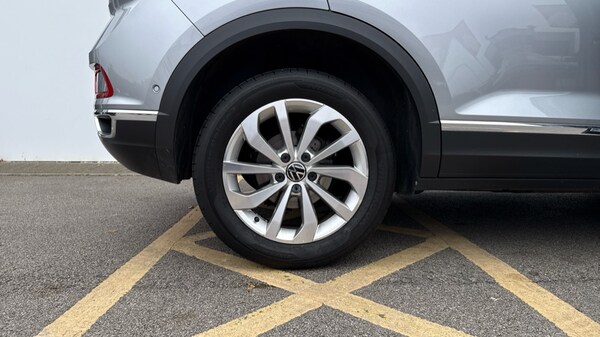 Used Volkswagen T-Roc 2022 for sale - 76176233: Photo 19