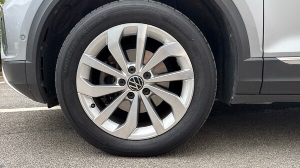 Used Volkswagen T-Roc 2022 for sale - 76176233: Photo 20