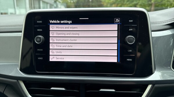 Used Volkswagen T-Roc 2022 for sale - 76176233: Photo 22