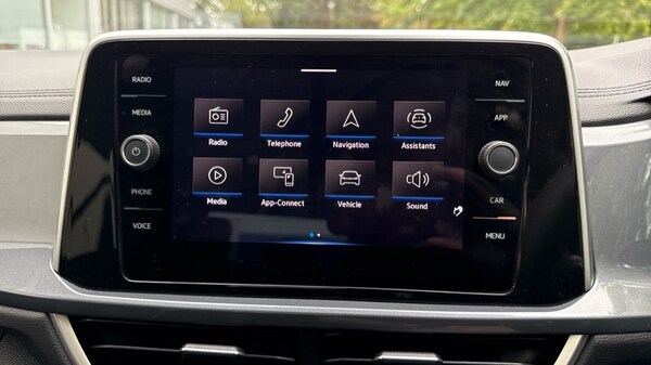 Used Volkswagen T-Roc 2022 for sale - 76176233: Photo 24