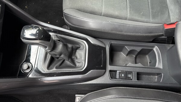 Used Volkswagen T-Roc 2022 for sale - 76176233: Photo 35