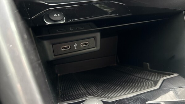 Used Volkswagen T-Roc 2022 for sale - 76176233: Photo 43