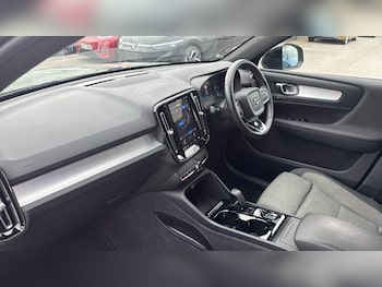 Used Volvo XC40 2024 for sale - 76602788: Photo