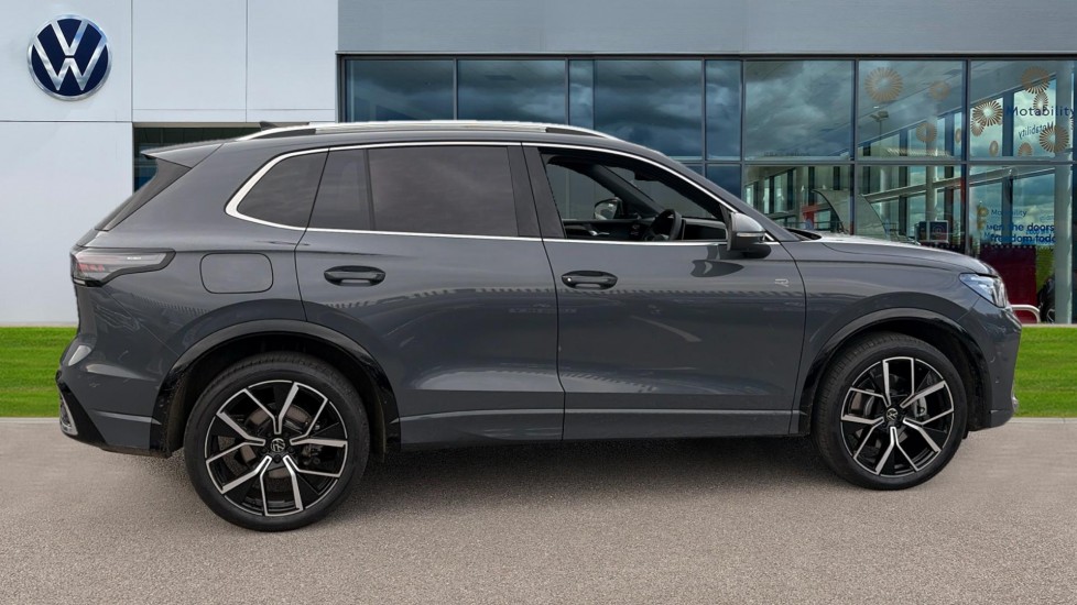 Used Volkswagen Tiguan 2025 for sale - 76479855: Photo 4