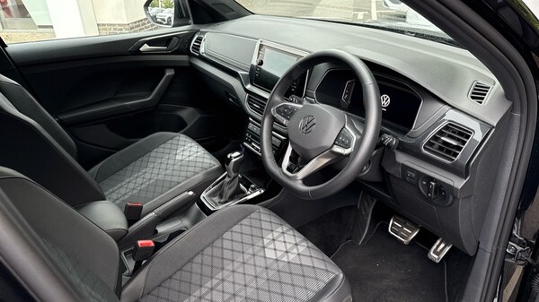 Used Volkswagen T-Cross 2024 for sale - 75652731: Photo 6