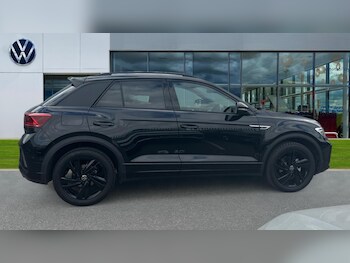 Used Volkswagen T-Roc 2025 for sale - 77018368: Photo