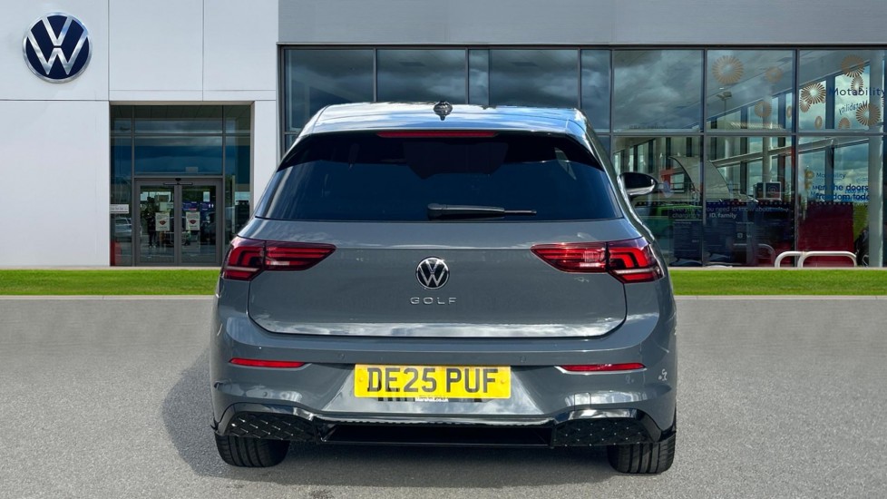 Used Volkswagen Golf 2025 for sale - 76869287: Photo 11