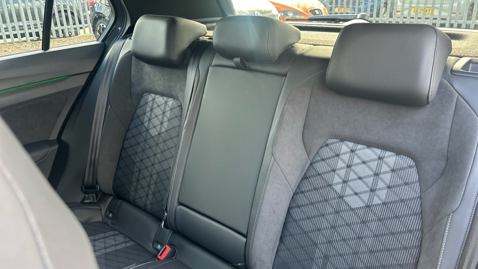 Used Volkswagen Golf 2025 for sale - 76869287: Photo 15
