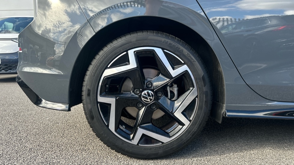 Used Volkswagen Golf 2025 for sale - 76869287: Photo 20