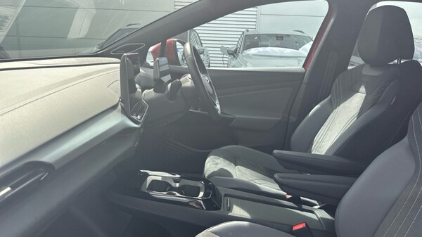 Used Volkswagen ID.5 2024 for sale - 76217063: Photo 28