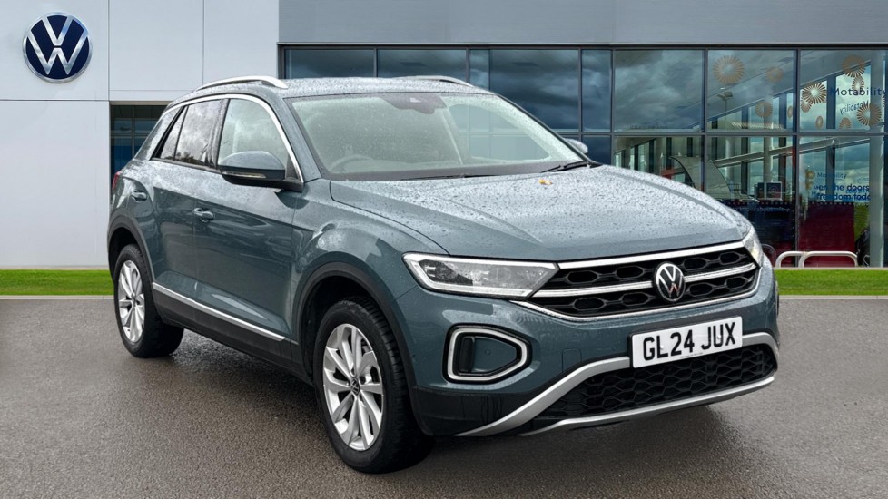 Used Volkswagen T-Roc 2024 for sale - 76265635: Photo 1