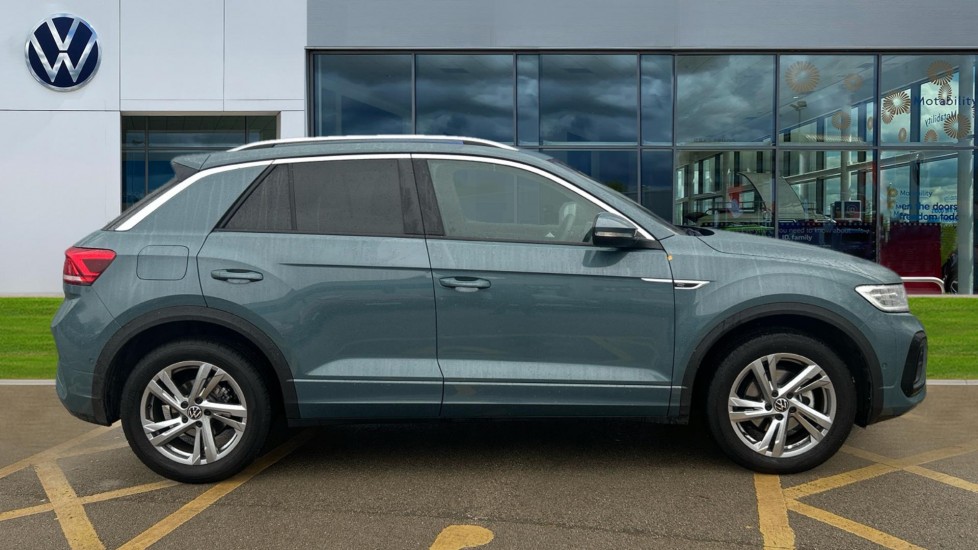 Used Volkswagen T-Roc 2025 for sale - 76652643: Photo 4