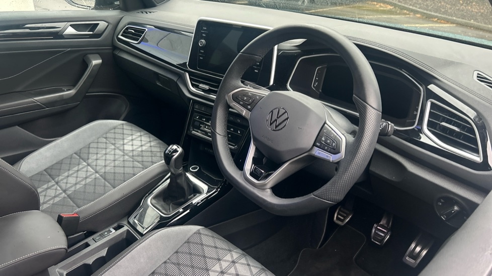 Used Volkswagen T-Roc 2025 for sale - 76652643: Photo 6