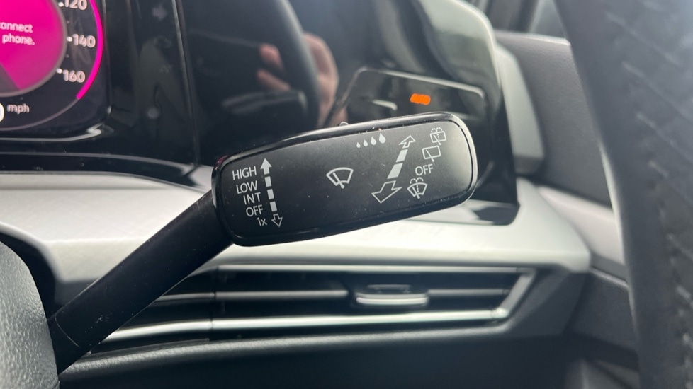 Used Volkswagen Golf 2022 for sale - 77005115: Photo 27