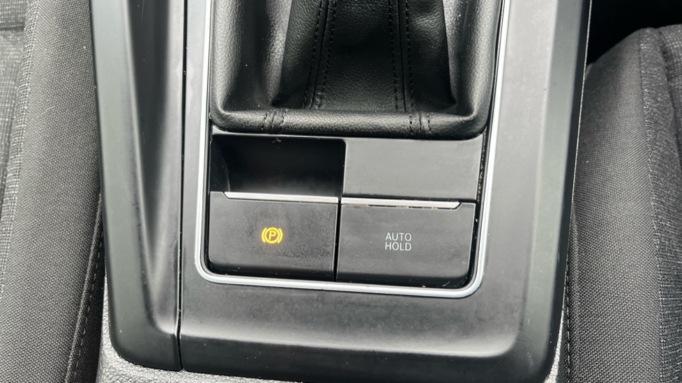 Used Volkswagen Golf 2022 for sale - 77005115: Photo 31