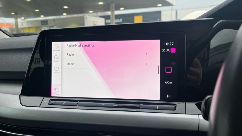 Used Volkswagen Golf 2022 for sale - 77005115: Photo 49