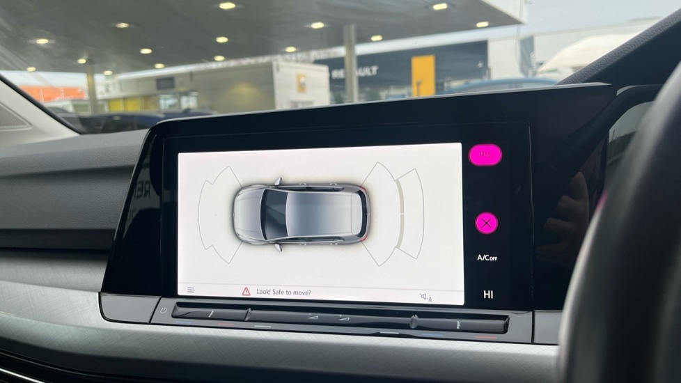 Used Volkswagen Golf 2022 for sale - 77005115: Photo 50