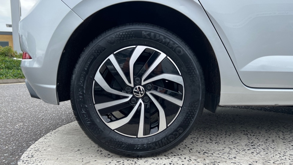 Used Volkswagen Polo 2023 for sale - 76475016: Photo 5