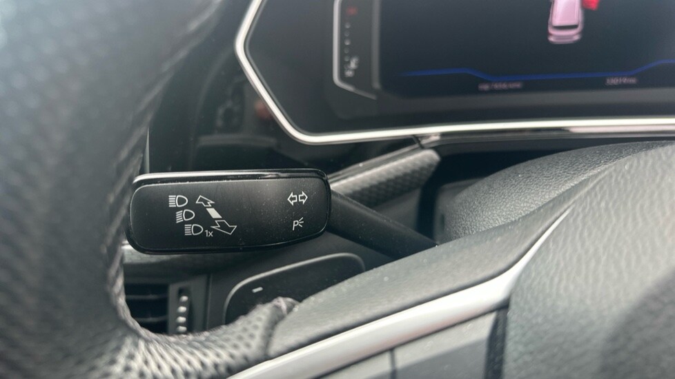 Vehicle 33