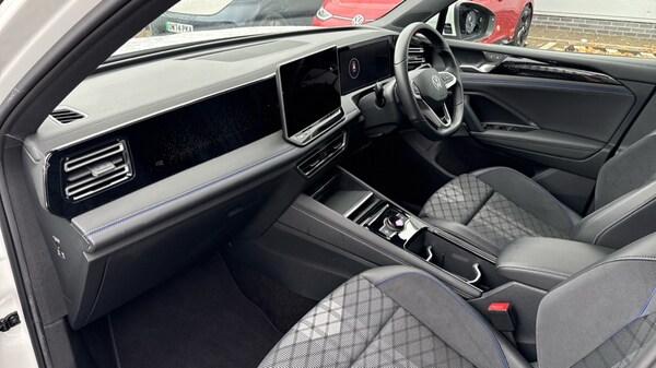 Used Volkswagen Tiguan 2024 for sale - 76183926: Photo 2