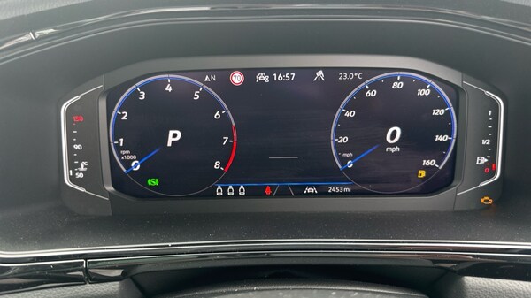 Used Volkswagen T-Roc 2025 for sale - 75514596: Photo 14