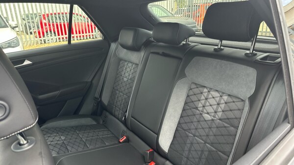 Used Volkswagen T-Roc 2025 for sale - 75514596: Photo 15