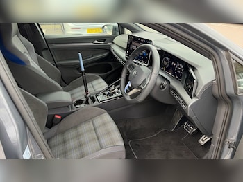 Used Volkswagen Golf 2025 for sale - 76479731: Photo