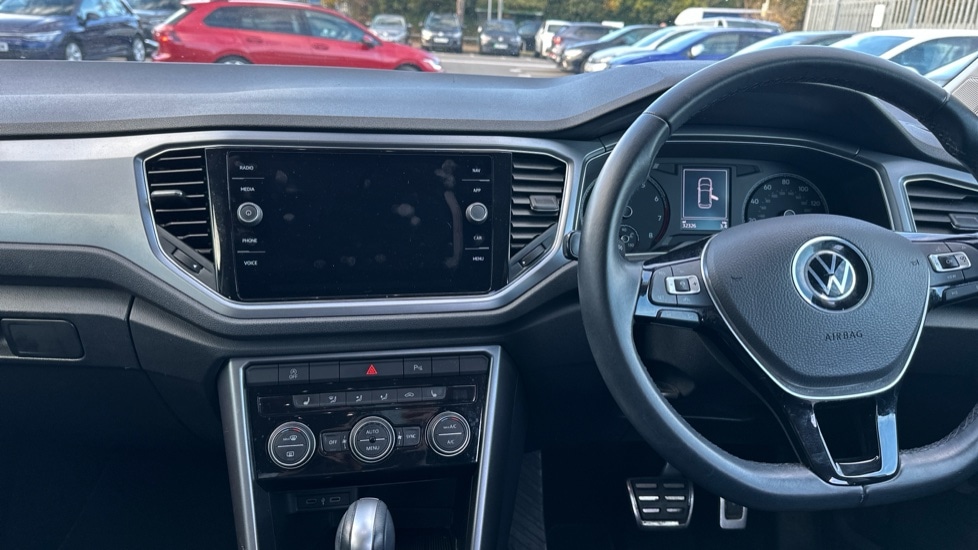 Used Volkswagen T-Roc 2022 for sale - 76501376: Photo 12