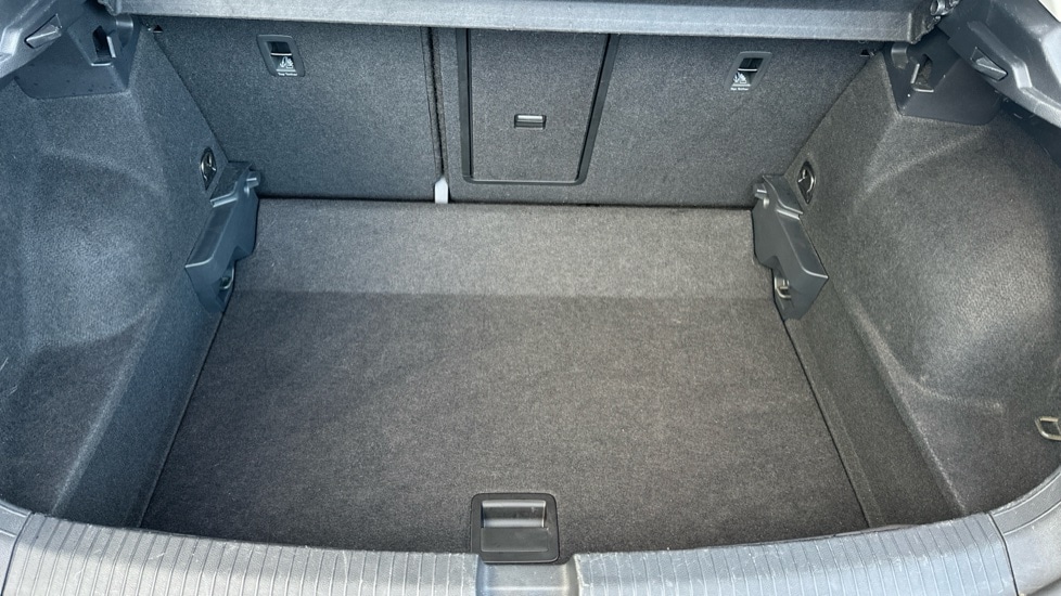 Used Volkswagen T-Roc 2022 for sale - 76501376: Photo 16