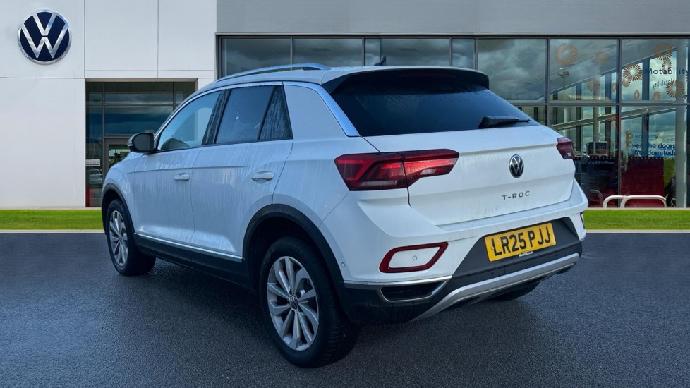 Used Volkswagen T-Roc 2025 for sale - 76873219: Photo 3