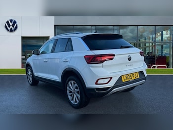 Used Volkswagen T-Roc 2025 for sale - 76873219: Photo