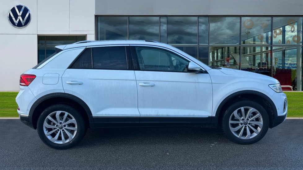 Used Volkswagen T-Roc 2025 for sale - 76873219: Photo 4