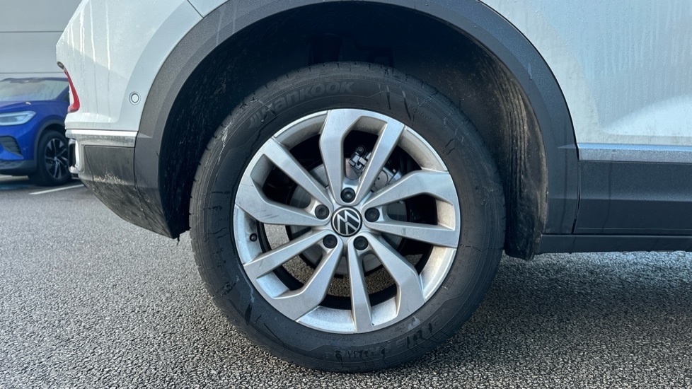 Used Volkswagen T-Roc 2025 for sale - 76873219: Photo 5