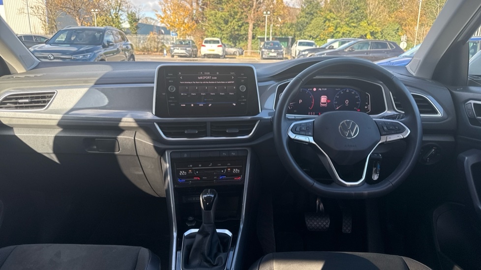Used Volkswagen T-Roc 2025 for sale - 76869832: Photo 12