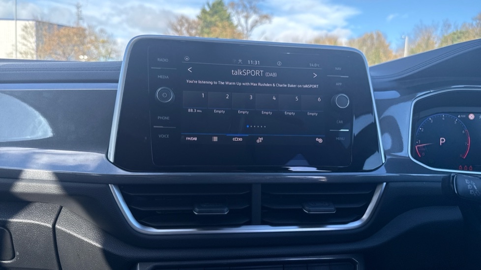 Used Volkswagen T-Roc 2025 for sale - 76869832: Photo 13