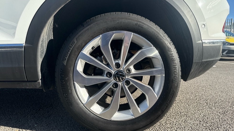 Used Volkswagen T-Roc 2025 for sale - 76869832: Photo 19