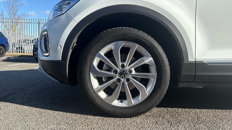 Used Volkswagen T-Roc 2025 for sale - 76869832: Photo 20