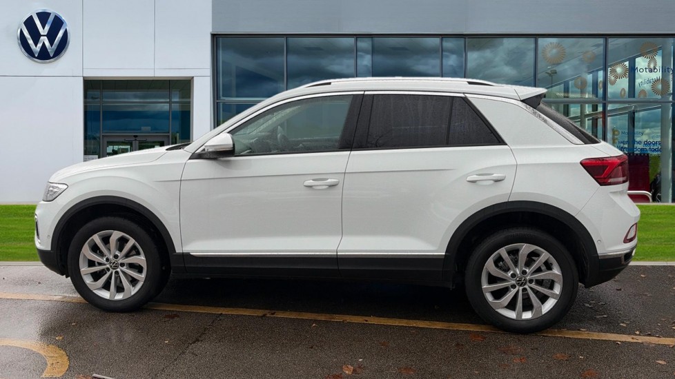 Used Volkswagen T-Roc 2025 for sale - 76869832: Photo 9