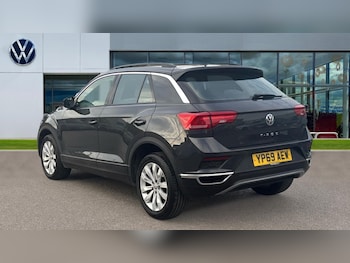 Used Volkswagen T-Roc 2019 for sale - 76184000: Photo 3