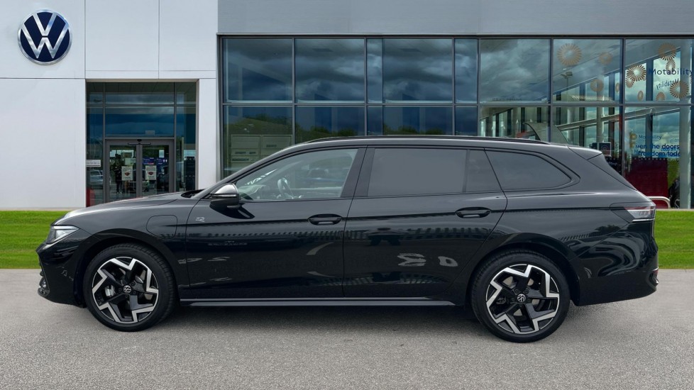 Used Volkswagen Passat 2025 for sale - 76871220: Photo 9