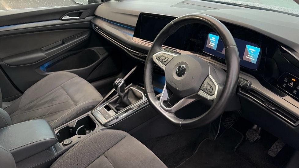 Used Volkswagen Golf 2022 for sale - 76731529: Photo 2