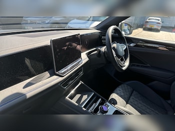 Used Volkswagen Tiguan 2024 for sale - 75472653: Photo